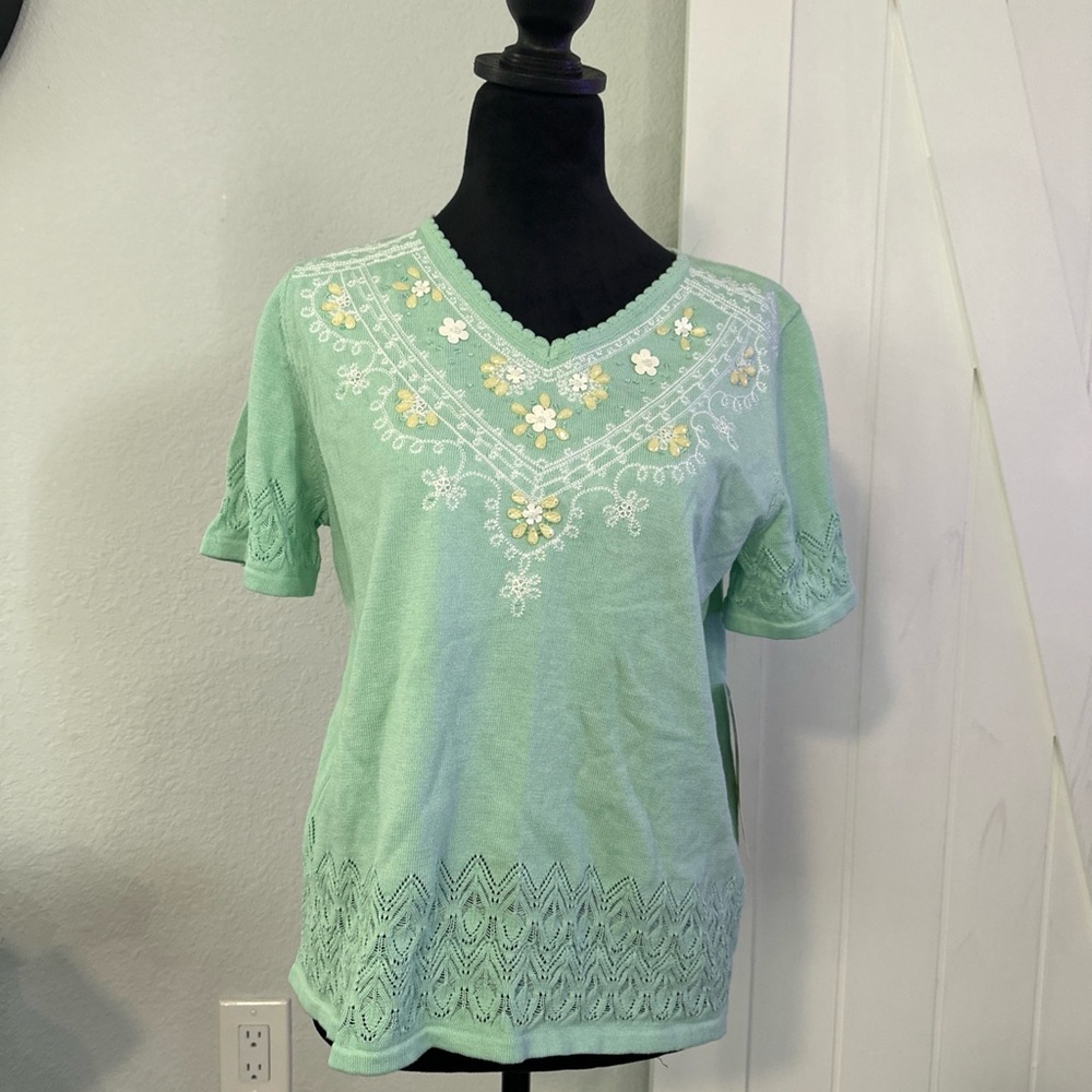 Alfred Dunner Mint Green Floral Embroidered Blouse